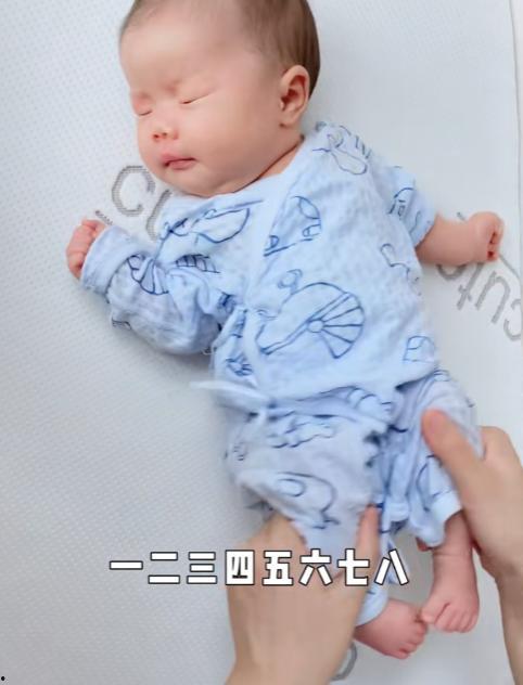 宝宝胀气排气操视频,排气操视频教程